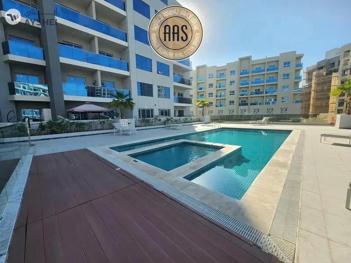 Like a brand new 3bhk with storage//rent140k//all amenities//prime location in arjan-10-10