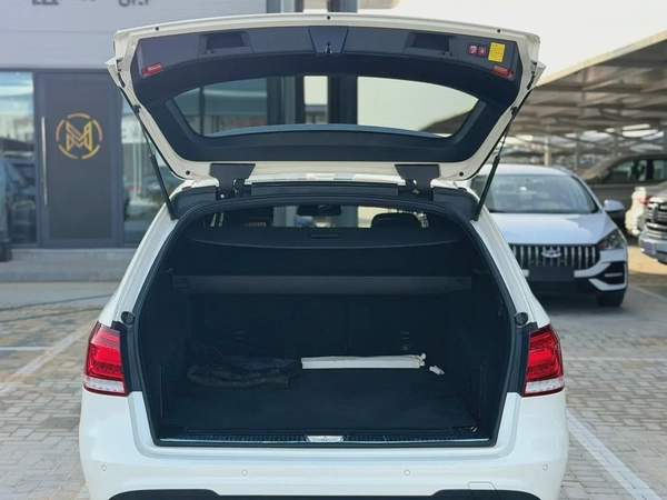 Mercedes-Benz E-Class E 300 4matic 2015 - Japanese Specs
