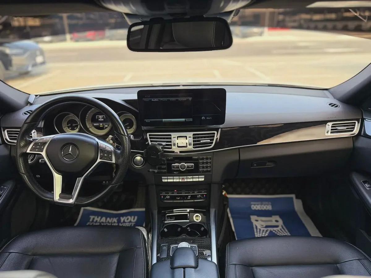 Mercedes-Benz E-Class E 300 4matic 2015 - Japanese Specs-8-8