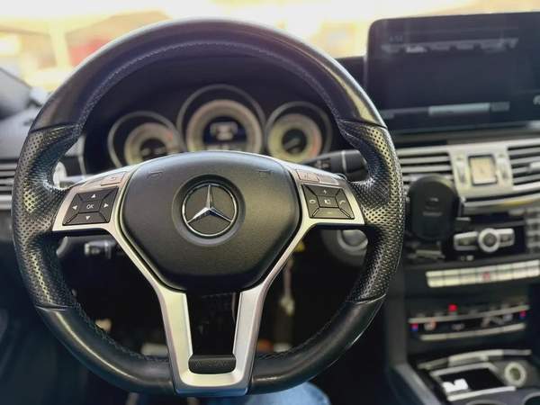 Mercedes-Benz E-Class E 300 4matic 2015 - Japanese Specs