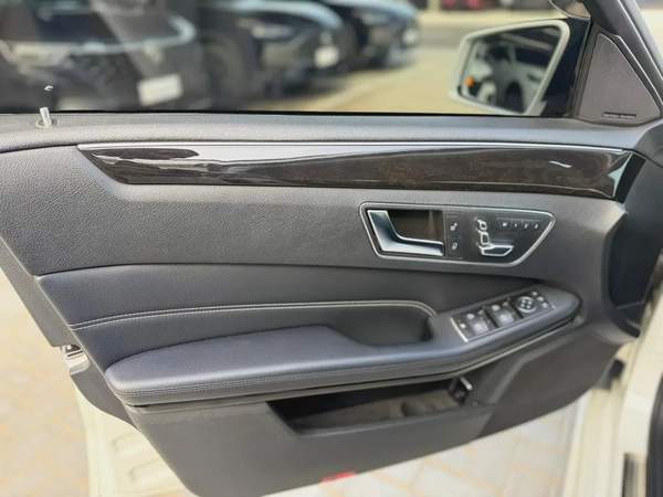 Mercedes-Benz E-Class E 300 4matic 2015 - Japanese Specs