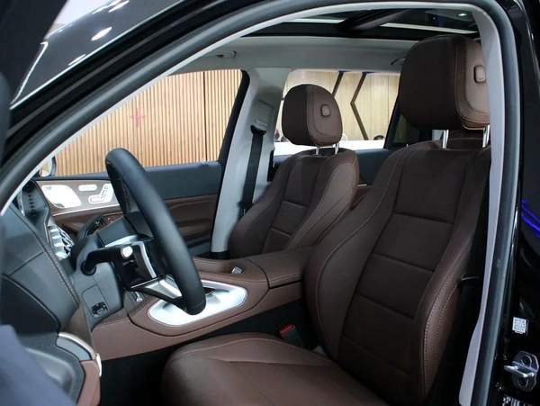 2026 - Mercedes-Benz GLS 450 4MATIC Brand New!