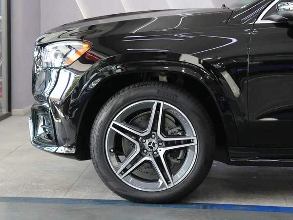 2026 - Mercedes-Benz GLS 450 4MATIC Brand New!