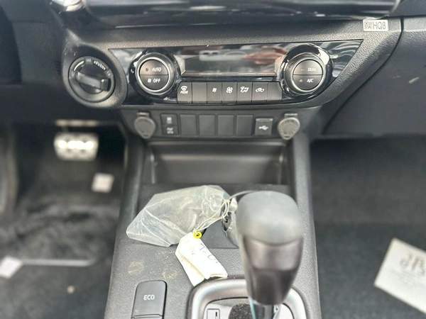 Toyota Hilux Toyota Hilux Gr Sport 4,0L Model 2026 Spec Saudi