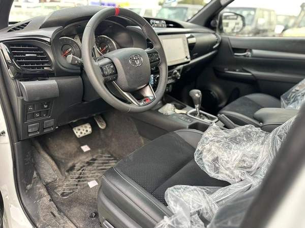 Toyota Hilux Toyota Hilux Gr Sport 4,0L Model 2026 Spec Saudi