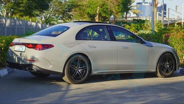 2026 Mercedes-Benz E 200 AMG EQ Boost 2.0L RWD 0Km With