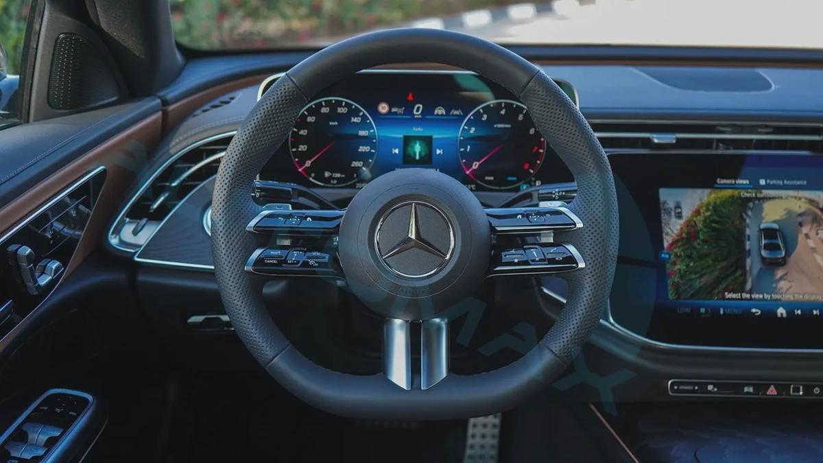 2026 Mercedes-Benz E 200 AMG EQ Boost 2.0L RWD 0Km With-7-7