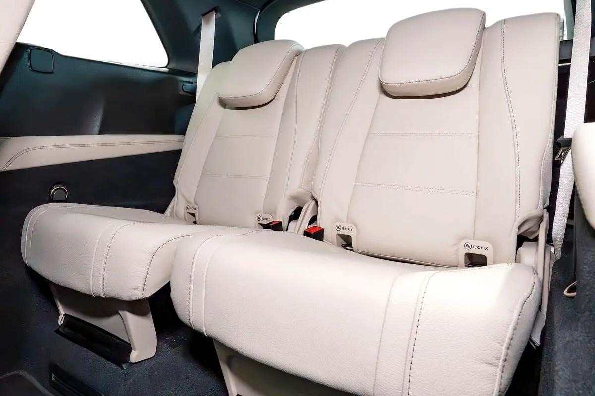 0% Downpayment | Mercedes-Benz Service and Warranty | AED 6,541 P/M-4-4