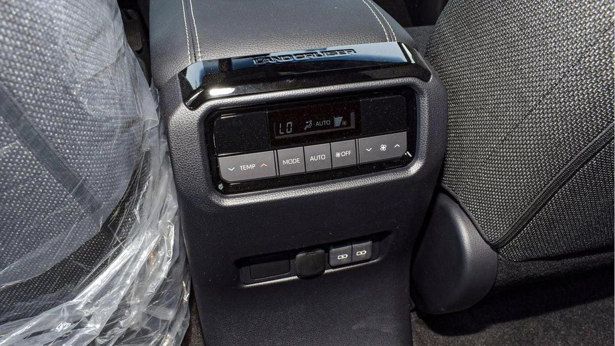 Toyota Prado 2.4L Basic/ Saudi Specs-9-9