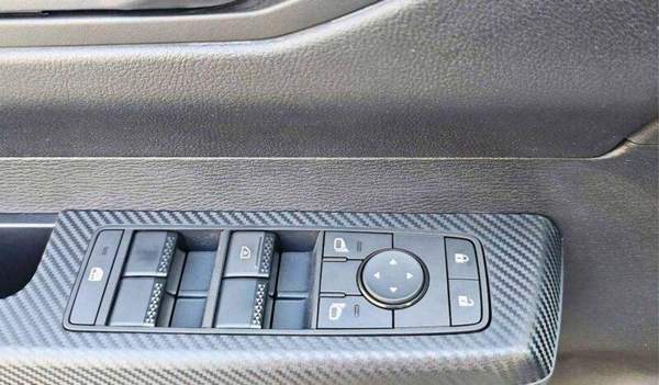 Mitsubishi L200 Mitsubishi L200 Sportero 2.4L diesel MY2025 FOR export only