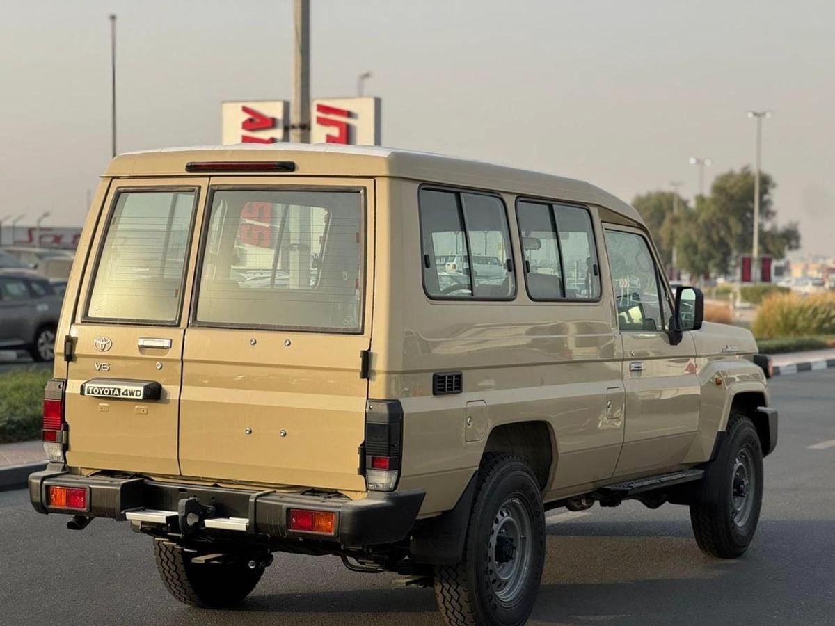 Toyota Land Cruiser 70 1-3-3