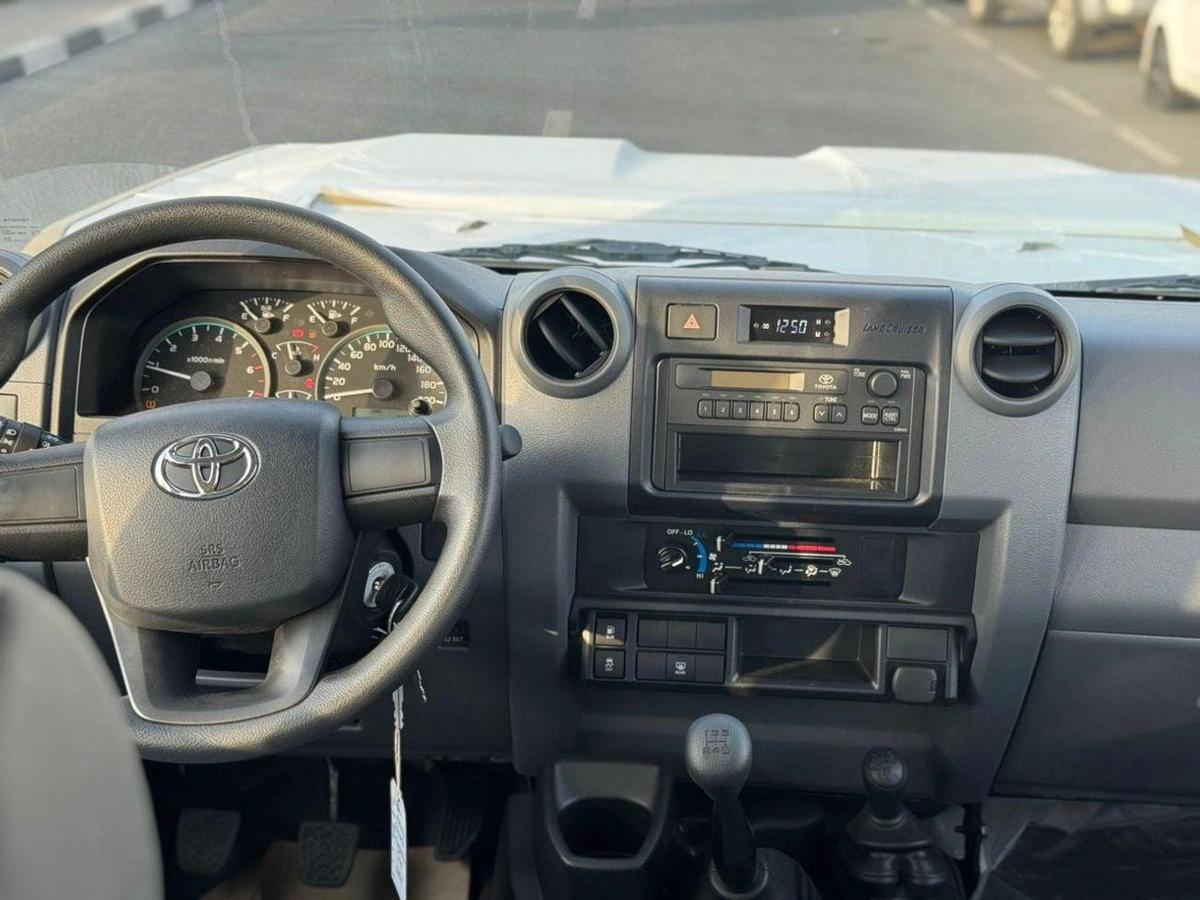 Toyota Land Cruiser 70 1-9-9