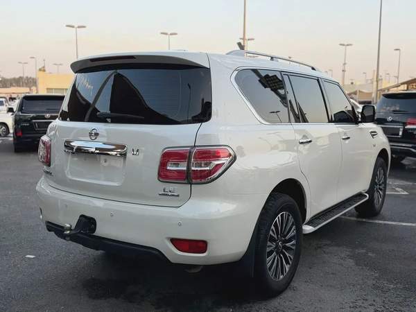 Nissan Patrol LE 2016, GCC Specs