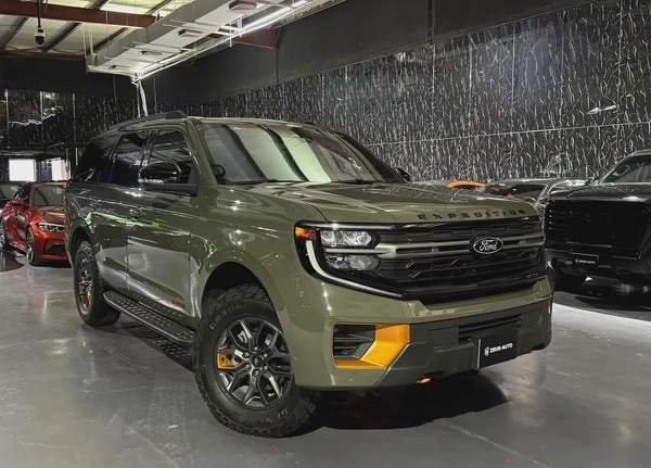 Ford Expedition 2025 GCC specs for 275,000.00 AED