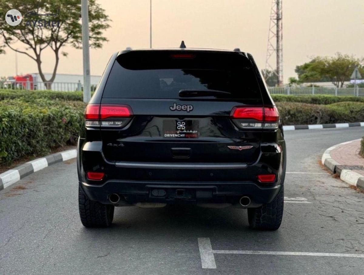 Jeep Grand Cherokee Trailhawk-3-3