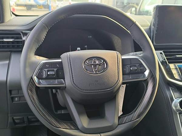 Toyota Land Cruiser LAND CRUISER VXR 3.3L DIESEL