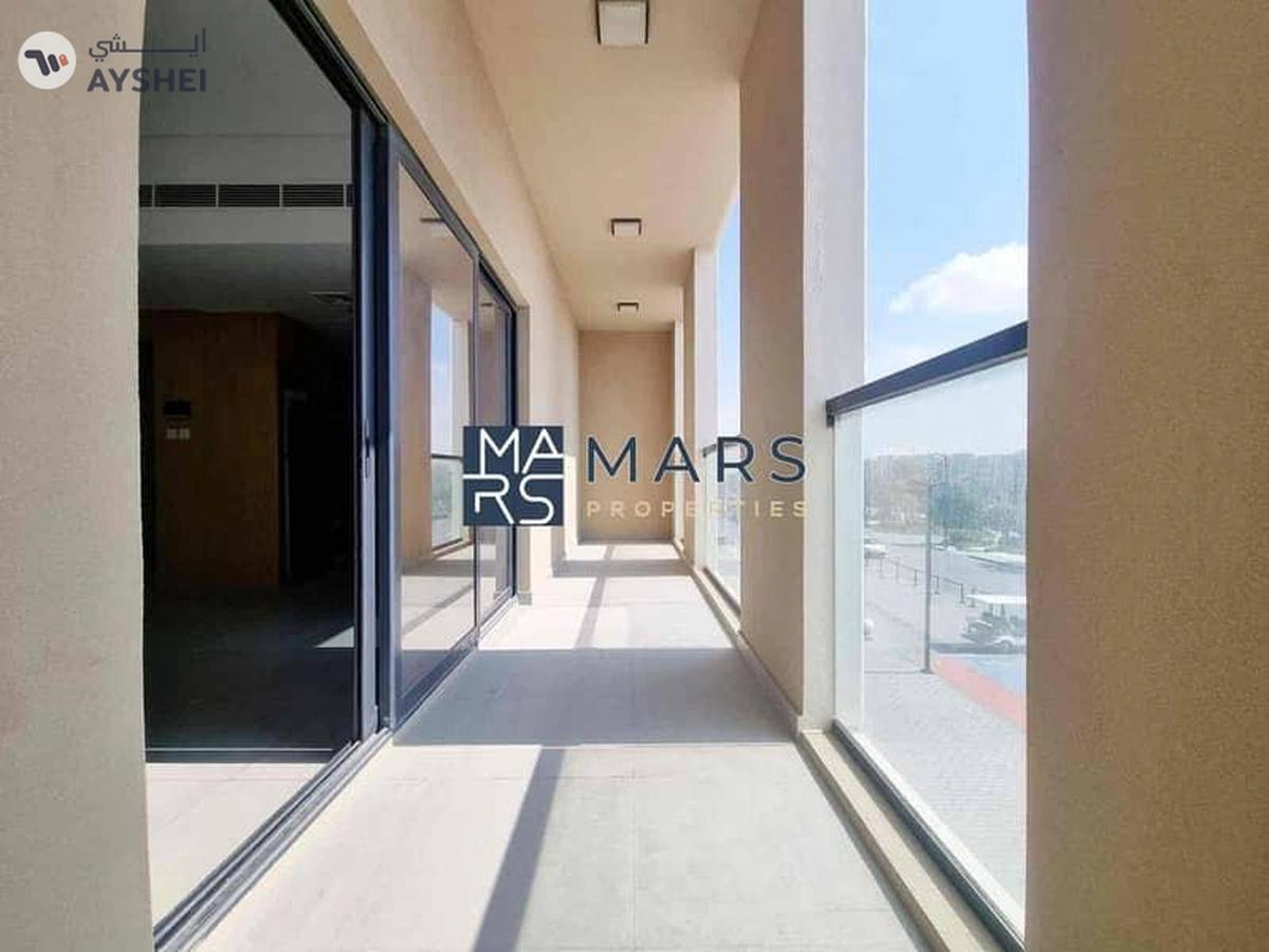 Prime Location | vacant | Ready to Move-4-4