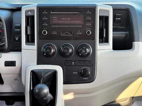 Toyota Hiace GL