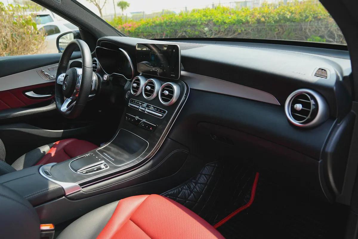 Mercedes-Benz GLC 300 4MATIC 2020 - American Specs-8-8