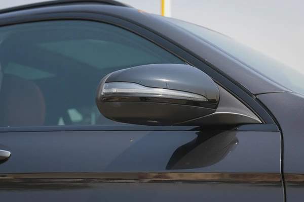 Mercedes-Benz GLC 300 4MATIC 2020 - American Specs