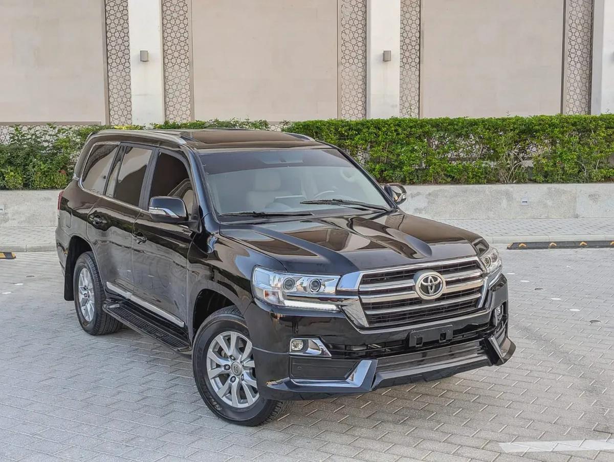 TOYOTA LAND CRUISER 2020 GXR V8 GCC IN EXCELLENT CONDITION-0-0