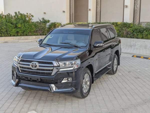 TOYOTA LAND CRUISER 2020 GXR V8 GCC IN EXCELLENT CONDITION