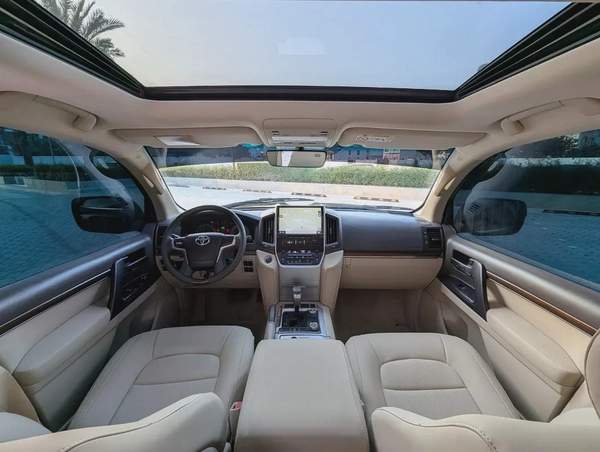 TOYOTA LAND CRUISER 2020 GXR V8 GCC IN EXCELLENT CONDITION
