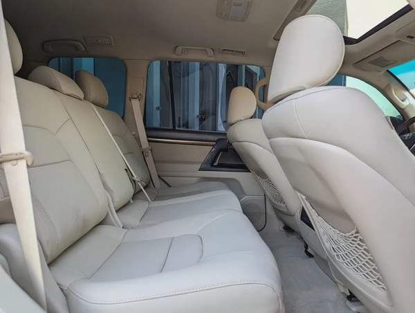 TOYOTA LAND CRUISER 2020 GXR V8 GCC IN EXCELLENT CONDITION