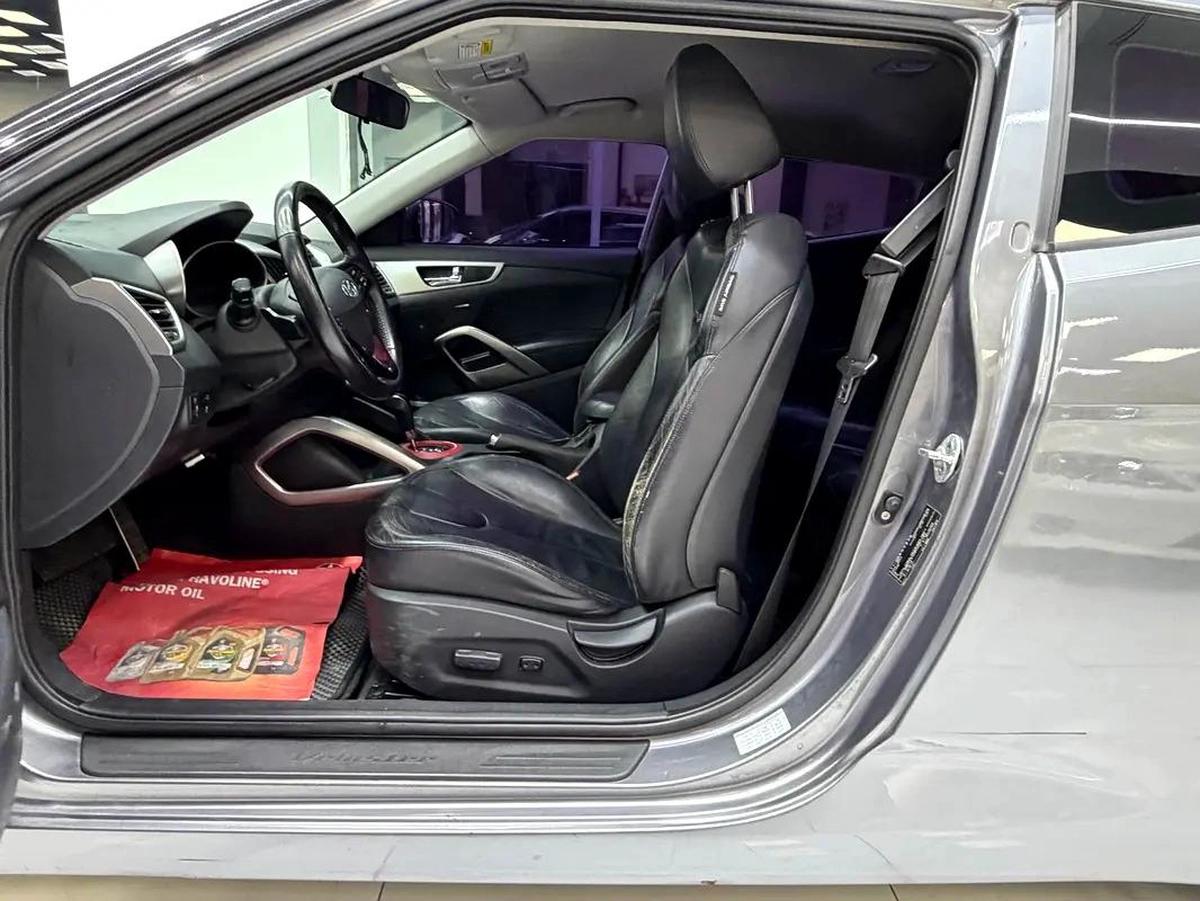 Hyundai Veloster Korean clean title-6-6