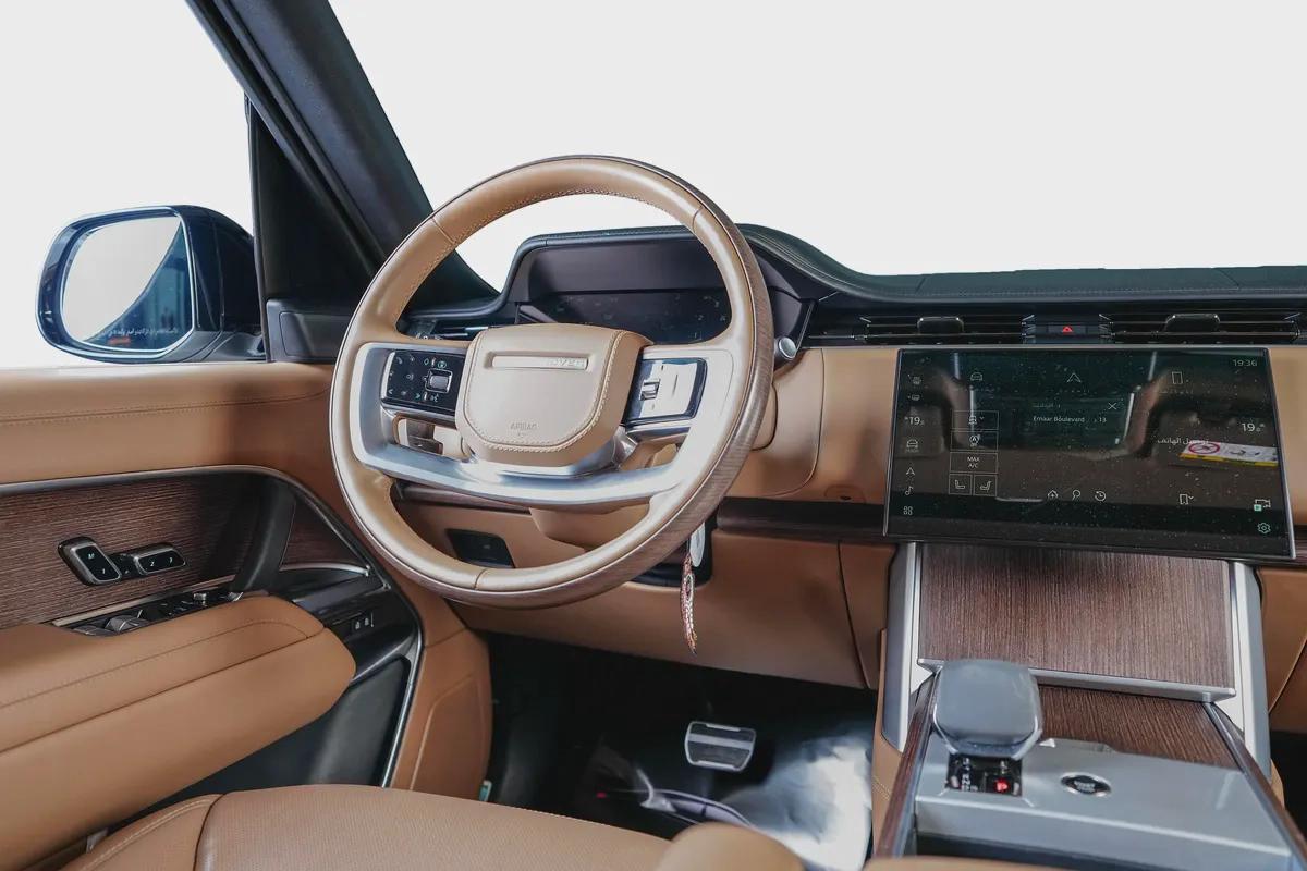 Land Rover Range Rover P530 HSE-GCC-Al Tayer 5 years Warranty-Only One Previous Owner-Land Rover FSH-12-12