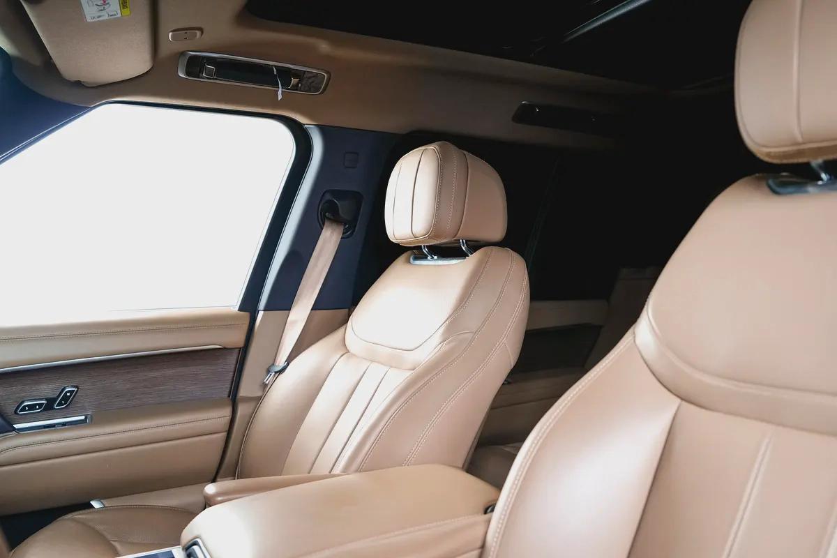 Land Rover Range Rover P530 HSE-GCC-Al Tayer 5 years Warranty-Only One Previous Owner-Land Rover FSH-16-16