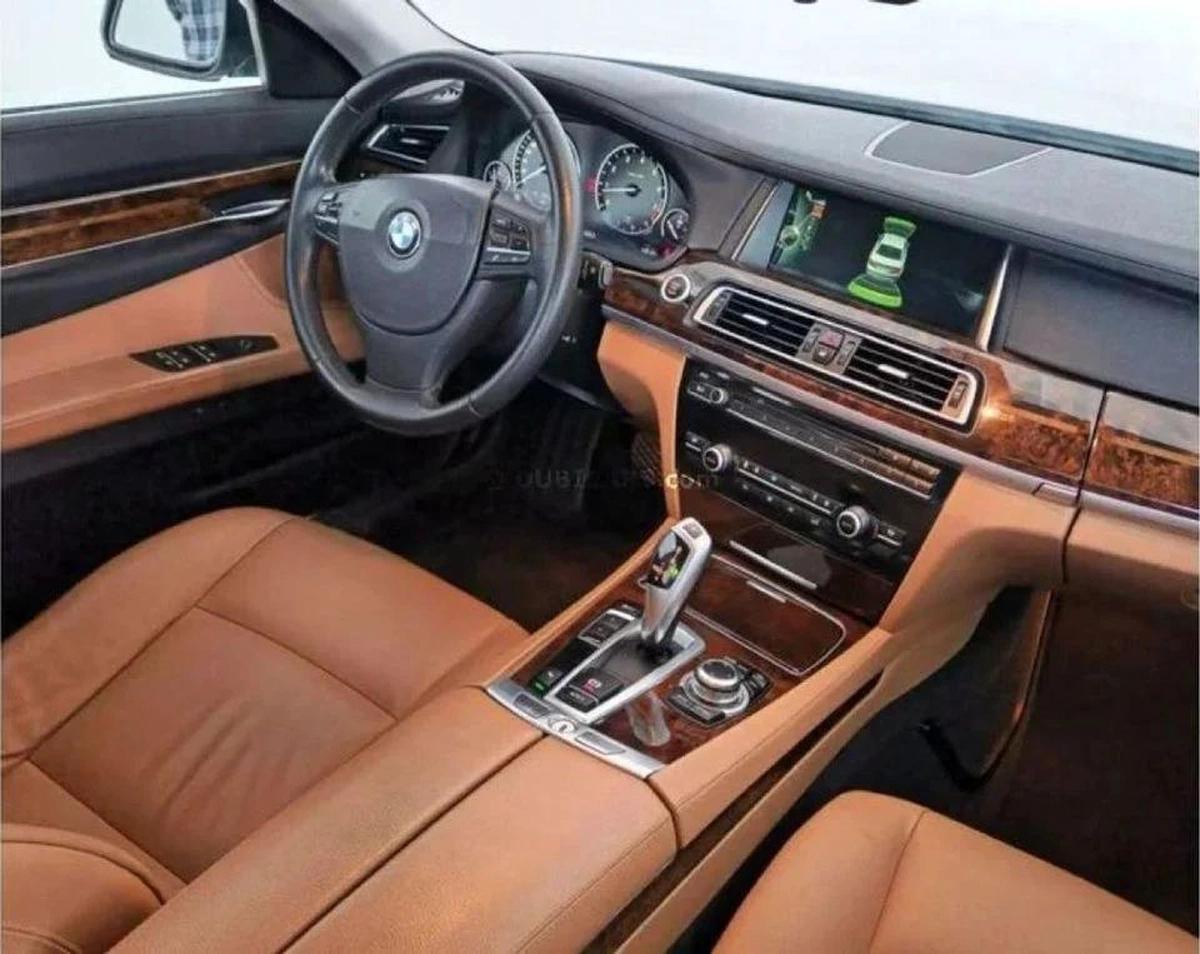 BMW 730Li 3L-6CYL FULL OPTION EXCELLENT CONDITION - VAT INCLUSIVE-3-3