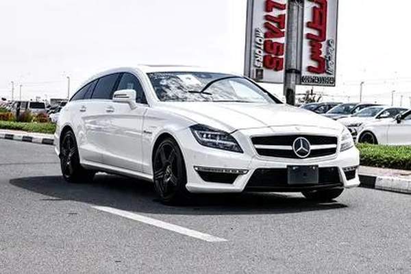 2013 - BENZ CLS63 AMG SHOOTING BRAKE - BRAND NEW CONDITION - ONLY 82,000 KM