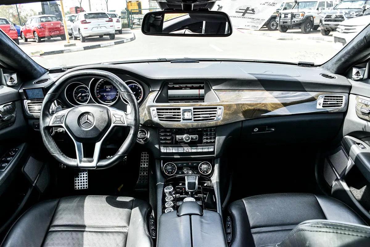 2013 - BENZ CLS63 AMG SHOOTING BRAKE - BRAND NEW CONDITION - ONLY 82,000 KM-19-19