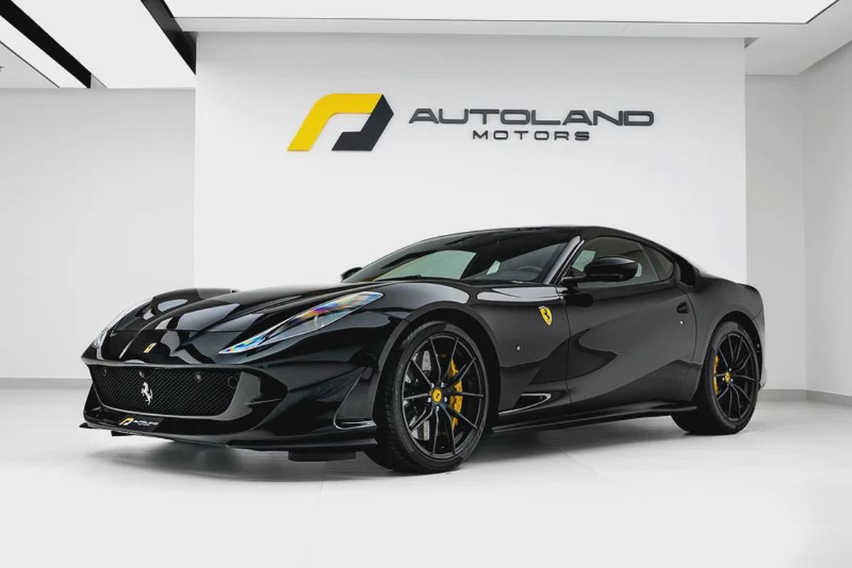 2020 FERRARI 812 SUPERFAST MAIN DEALER SERVICE-0-0
