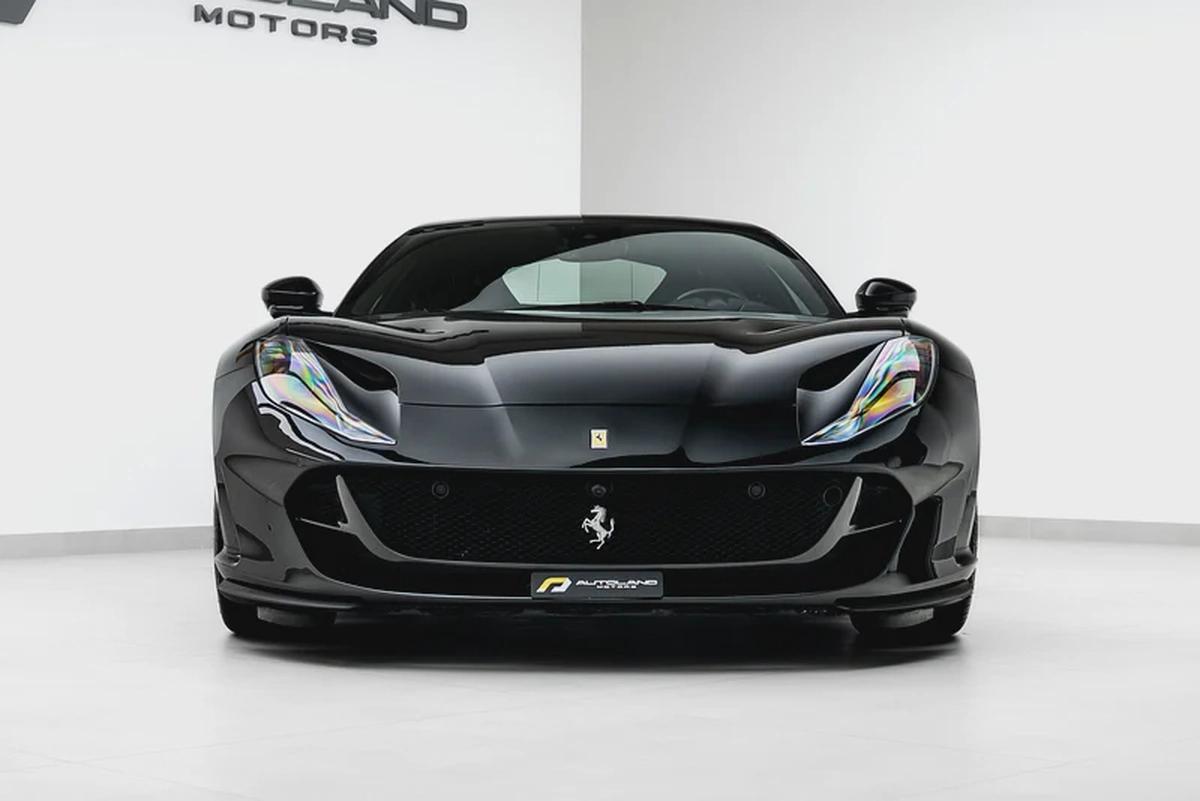 2020 FERRARI 812 SUPERFAST MAIN DEALER SERVICE-2-2