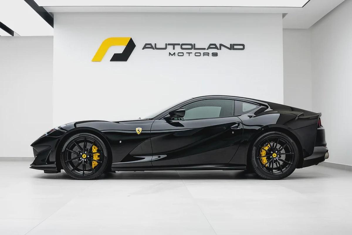 2020 FERRARI 812 SUPERFAST MAIN DEALER SERVICE-4-4