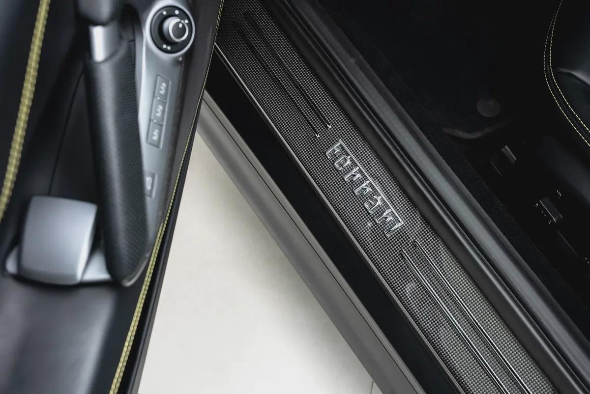 2020 FERRARI 812 SUPERFAST MAIN DEALER SERVICE-11-11