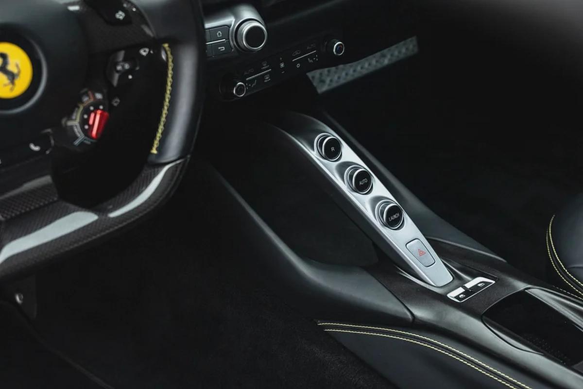 2020 FERRARI 812 SUPERFAST MAIN DEALER SERVICE-13-13
