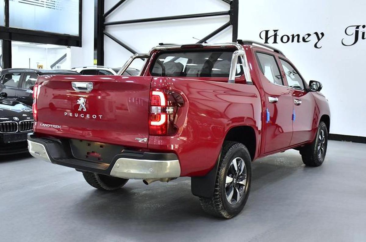 Peugeot Landtrek 4WD ( 2023 Model ) in Red Color GCC Specs-8-8