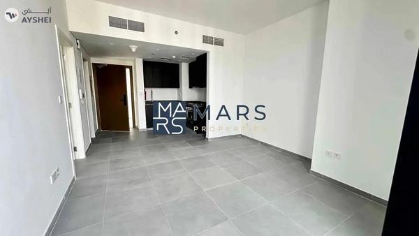 Brand new one bedroom for rent in tiraz 8 for 55,000 AED yearly