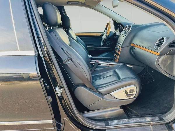 MERCEDES BENZ GL550 - 2008 - CLEAN CAR FRESH JAPAN IMPORT