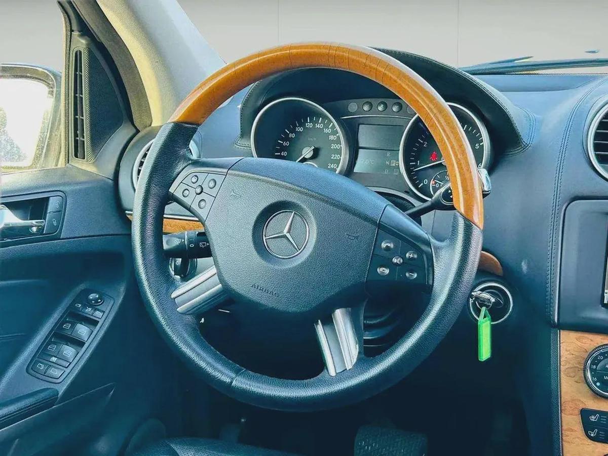 MERCEDES BENZ GL550 - 2008 - CLEAN CAR FRESH JAPAN IMPORT-17-17