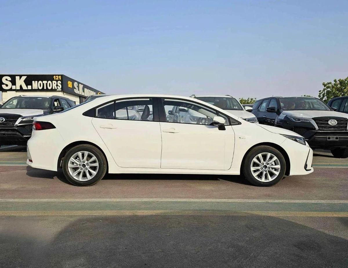 Toyota Corolla ELITE HYBRID / LEATHER SEATS / PUSH START /DVD+ CAMERA/SUNROOF (CODE#HYBRID ELITE)-5-5