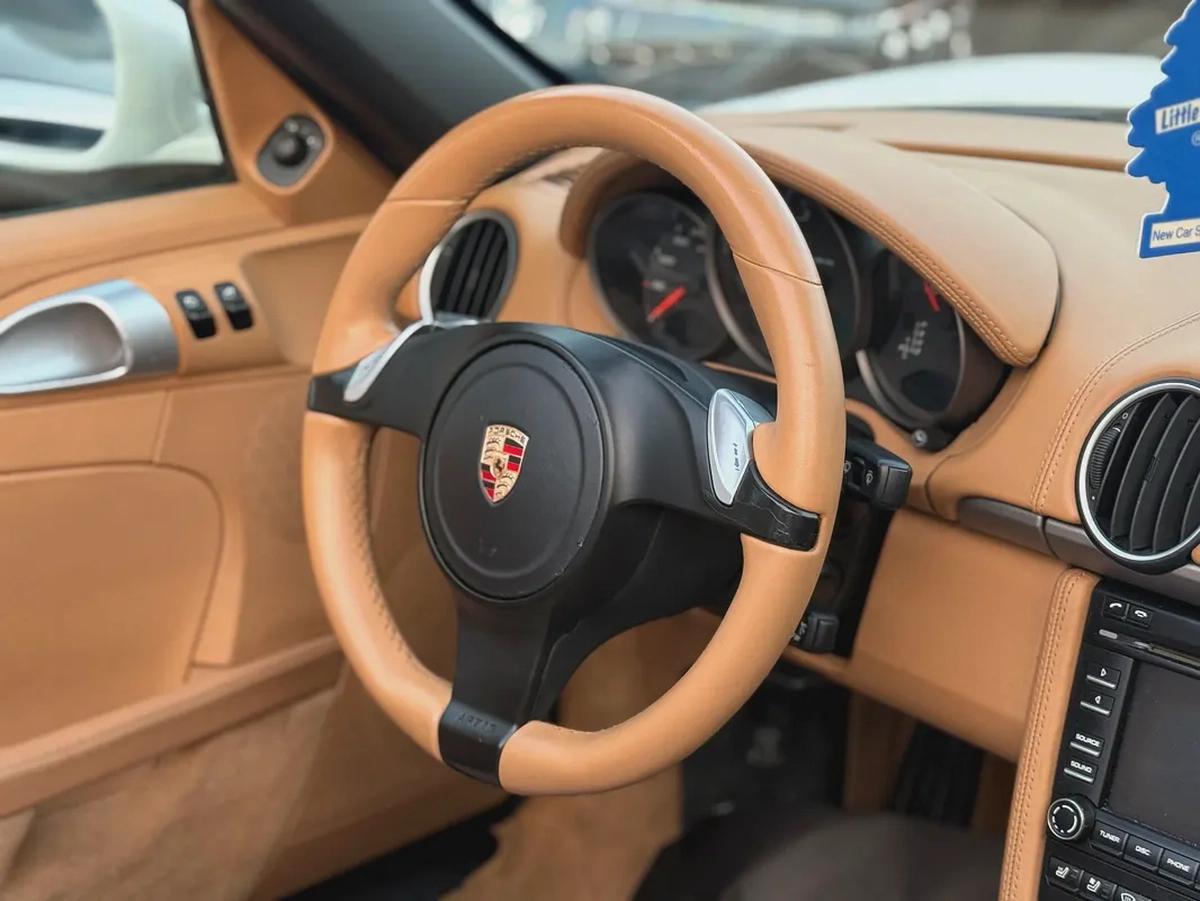 Porsche Boxster Gcc Full Option All services done-6-6