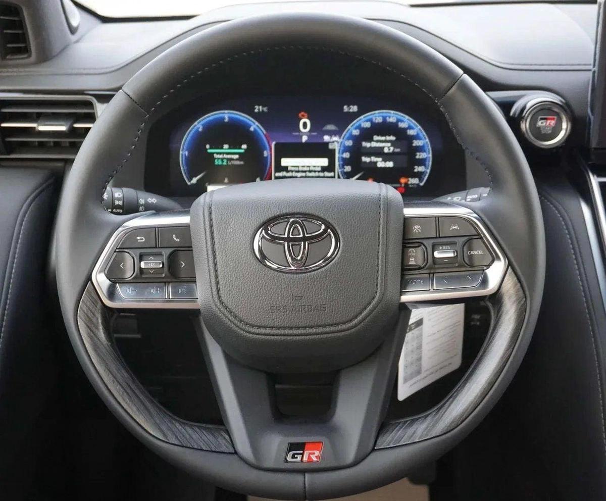 Toyota Land Cruiser GR SPORT DIESEL FULL OPTION 2026-10-10