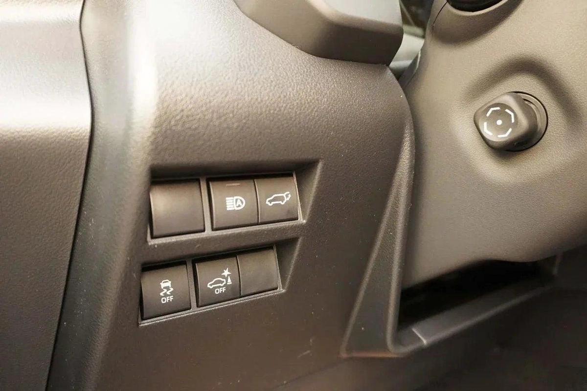 Toyota Land Cruiser GR SPORT DIESEL FULL OPTION 2026-15-15