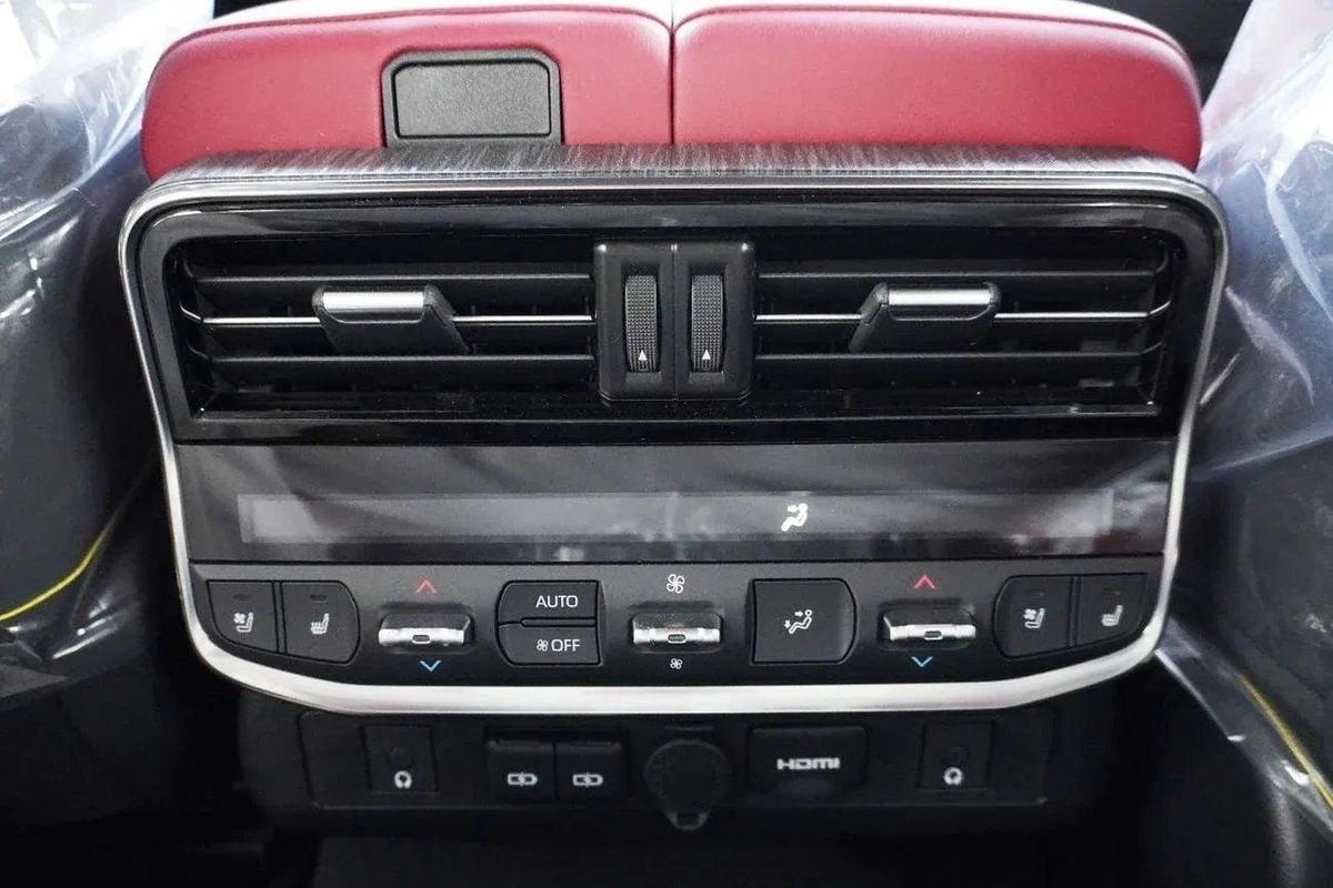 Toyota Land Cruiser GR SPORT DIESEL FULL OPTION 2026-20-20
