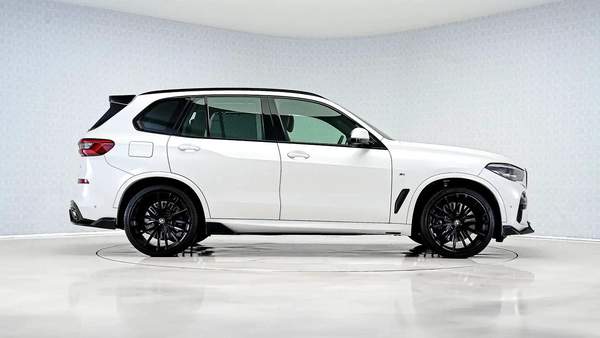 UAEs Very Best Example | 2 Years Free Servicing | AED 2,784 Per Month