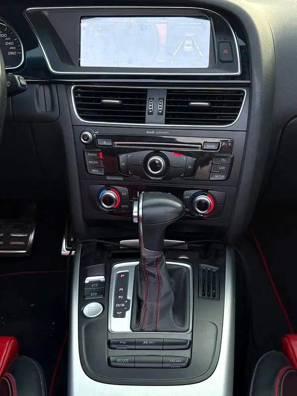 AUDI A5 35 TFSI CONVERTIBLE | 2.0L I4 – 220 BHP | 2016 | GCC SPECS